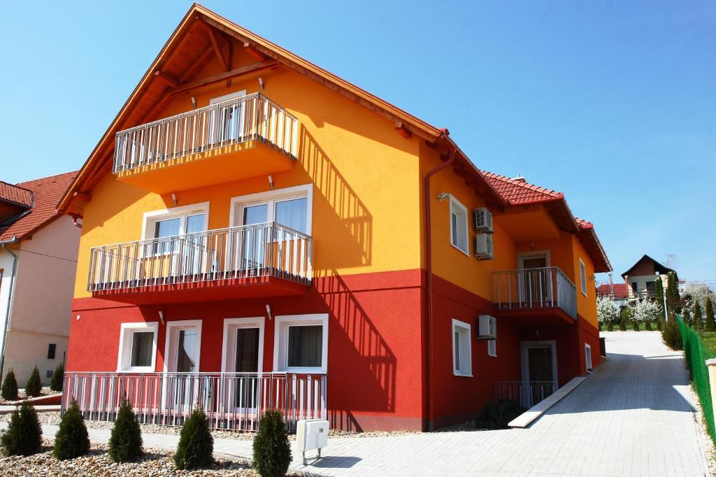 Zala Aranya Panzió Hotel Zalakaros Exterior foto