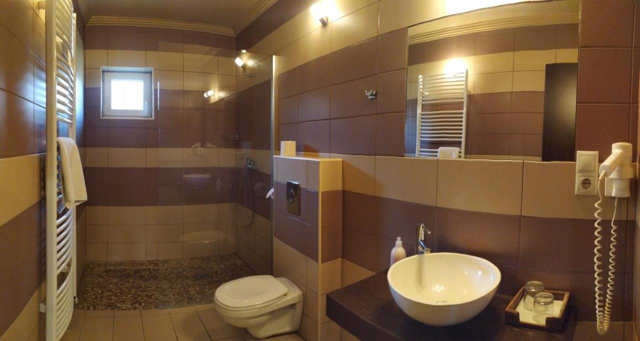 Zala Aranya Panzió Hotel Zalakaros Exterior foto
